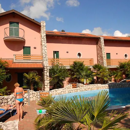 Terraced With Pool *
